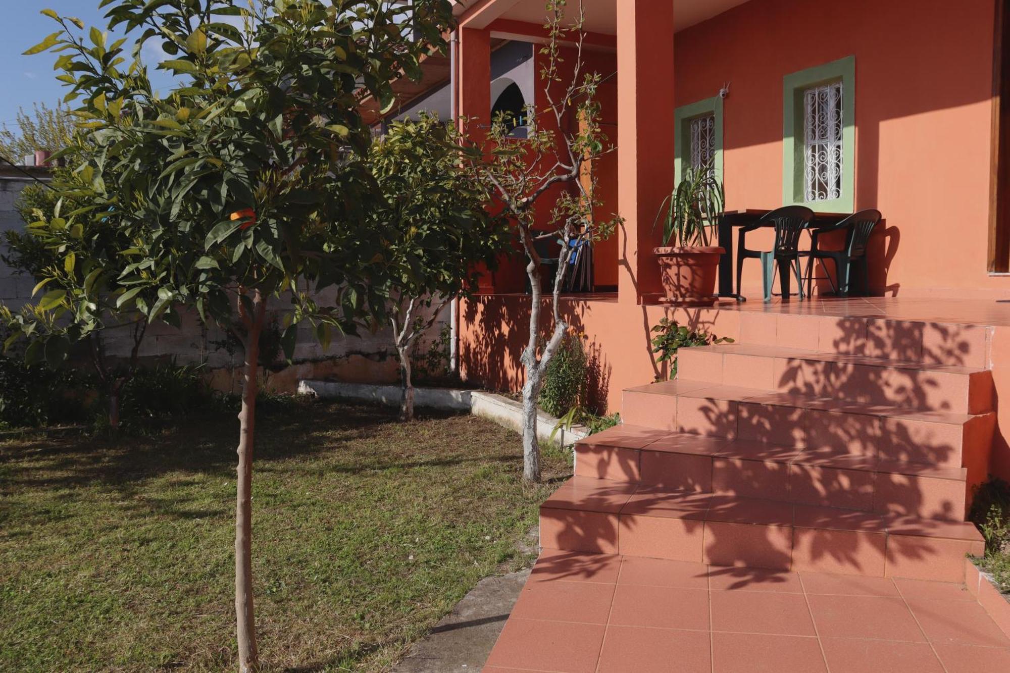 Vila 8 Kruje Bagian luar foto