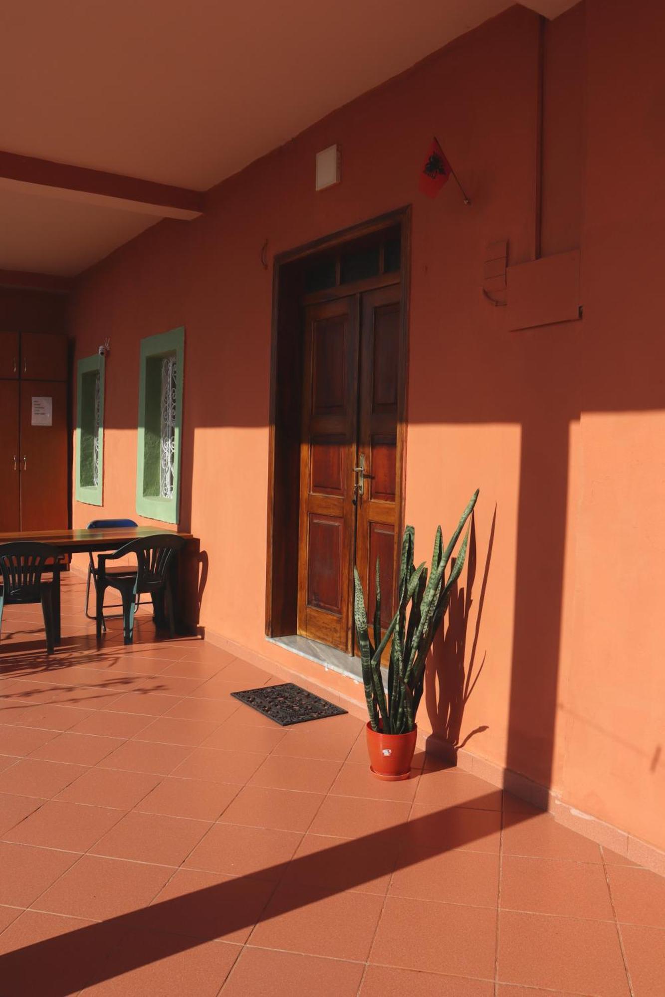 Vila 8 Kruje Bagian luar foto